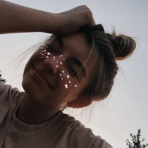 Meet your Posher, Eleanor